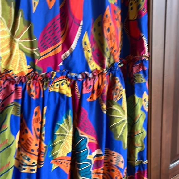 Like new FARM Rio maxi dress size small. - Picture 4 of 7
